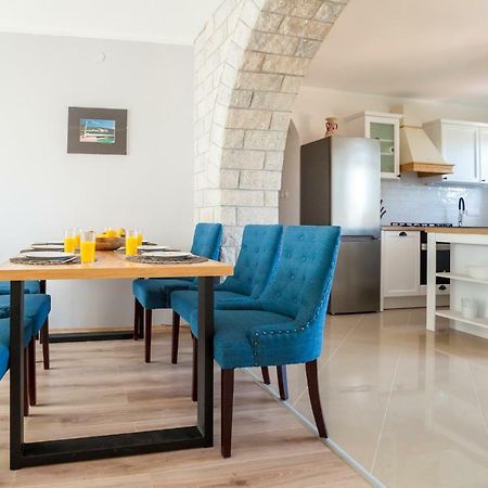 Holiday Apartment Ivica Milohnici Ngoại thất bức ảnh