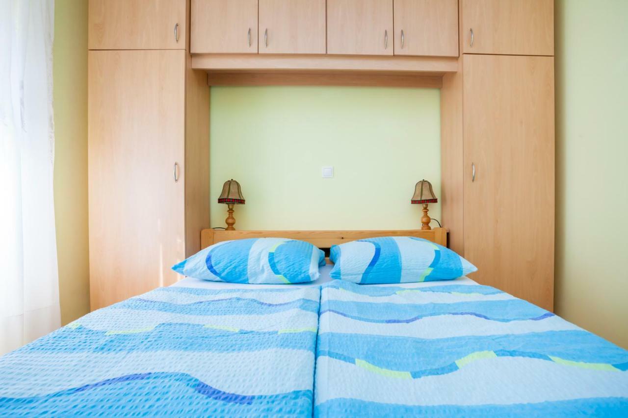 Holiday Apartment Ivica Milohnici Ngoại thất bức ảnh