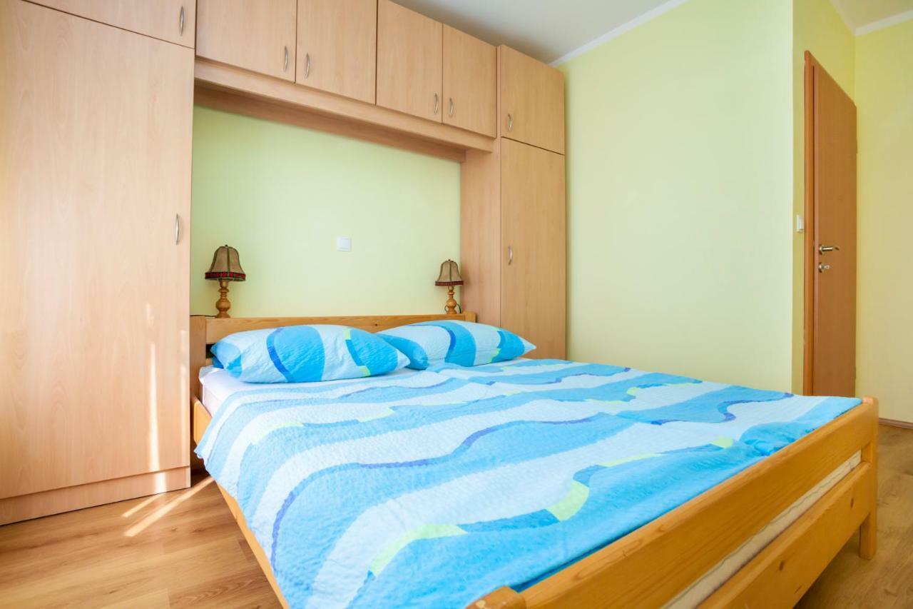 Holiday Apartment Ivica Milohnici Ngoại thất bức ảnh