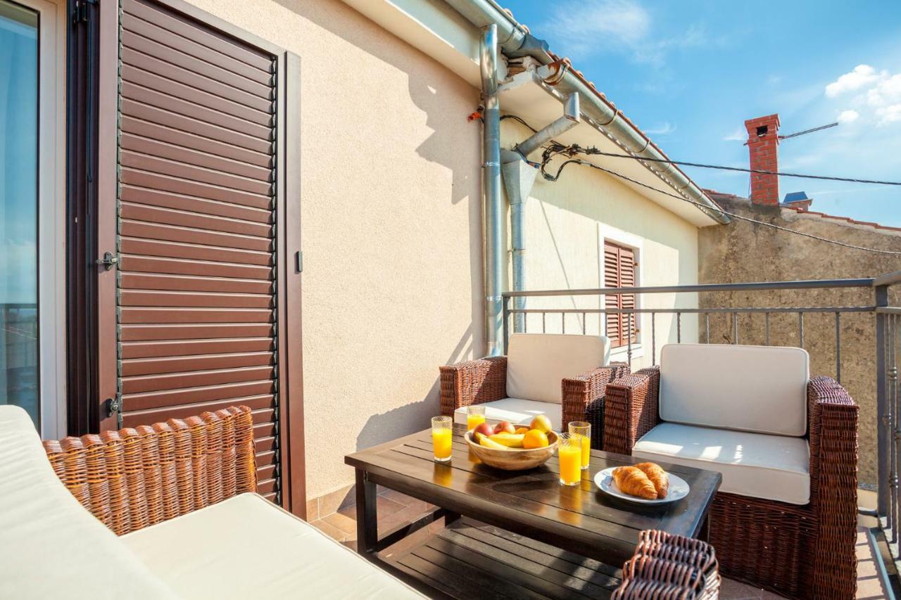 Holiday Apartment Ivica Milohnici Ngoại thất bức ảnh